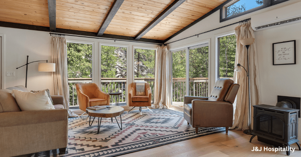 Cozy Cabin/Staging Vacation rental Homes